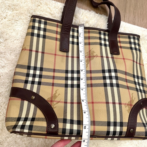 Burberry Haymarket Check Medium Tote - Picture 7 of 7